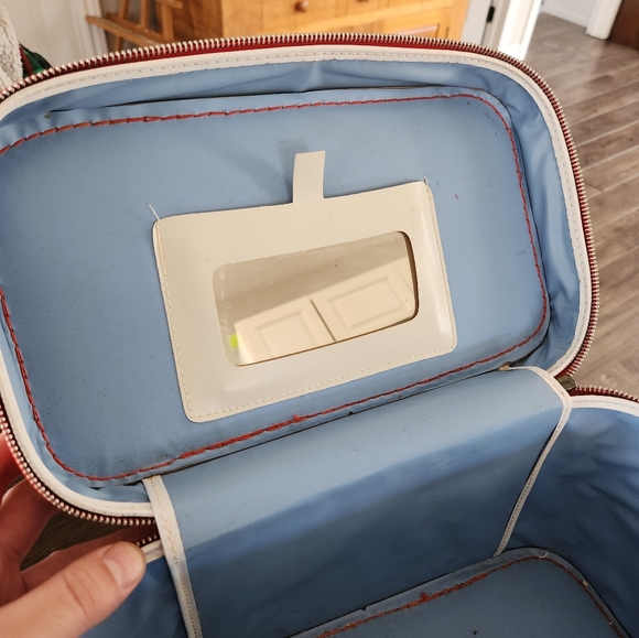 Vintage Vanity Case - Picture 9 of 9